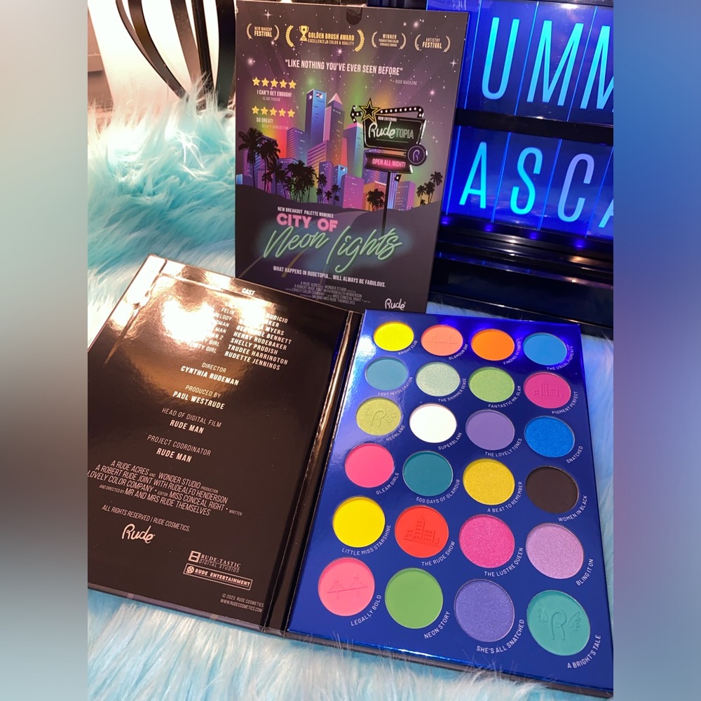 City Of Neon Lights Eyeshadow Palette